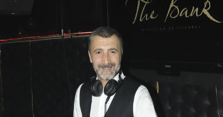 Afrikalı Ali ilk kez DJ kabininde