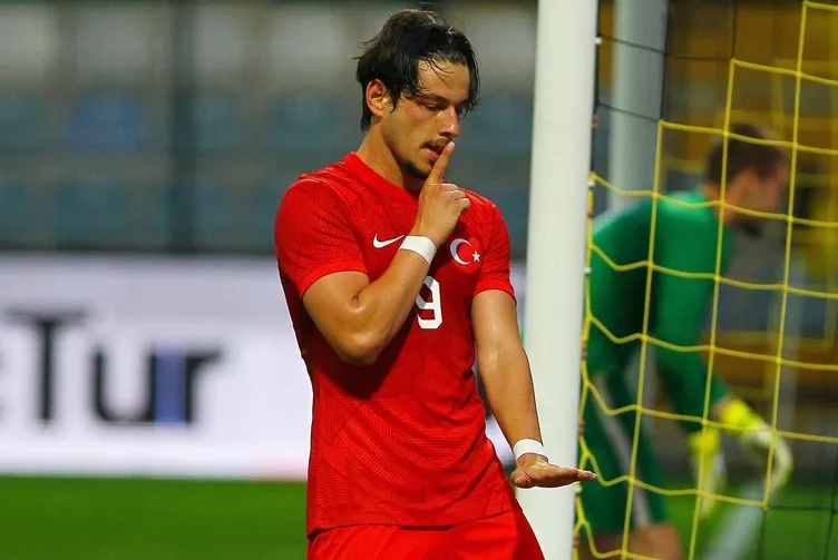 Oğlumu kandırdı demişti! Enis Destan nişanlısı için annesini sildi...