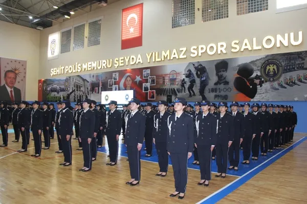 sehit-seyda-yilmazin-adi-polislige-adim-attigi-salona-verildi-1737556138348.jpg