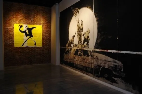 Sümeyye Erdoğan Banksy’nin dünya prömiyerine katıldı