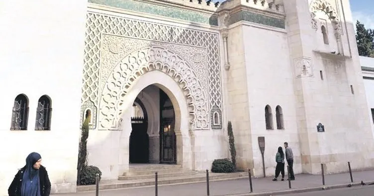 İslam karşıtı Fransa’ya kınama
