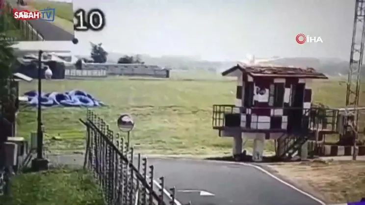 Hindistan'daki uçak kazasının yeni görüntüleri kameralara yansıdı!