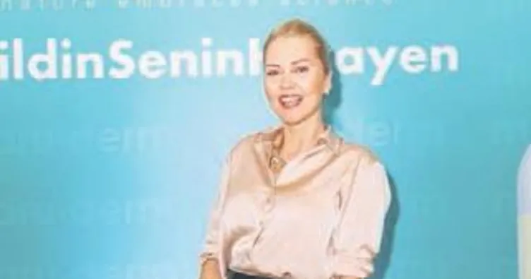 Davete ünlü akını