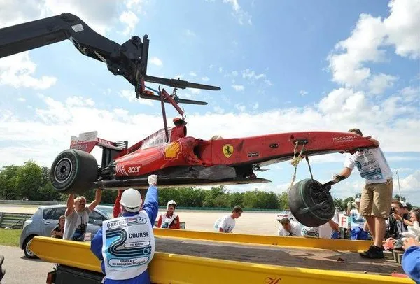 Felipe Massa ölümden döndü