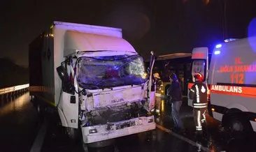 TEM Otoyolu’nda kamyon önündeki araca çarptı: 1 yaralı #edirne