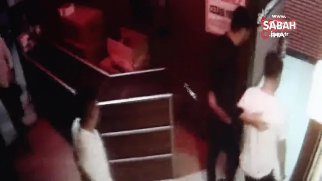Rakip gazinoyu tarayıp kız arkadaşını tekme tokat döven saldırgan 2 ay kaçabildi | Video