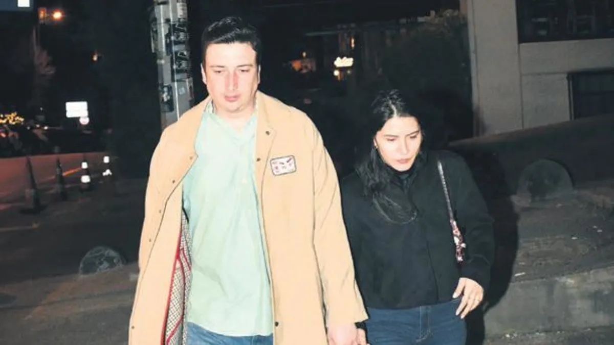 Lise arkadaşına aşık oldu! – Son Dakika Magazin Haberleri Lise arkadaşına aşık oldu! – Son Dakika Magazin Haberleri