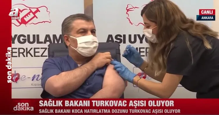 Son dakika: Bakan Koca ve bilim kurulu üyeleri, hatırlatma dozu olarak Turkovac aşısı yaptırdı