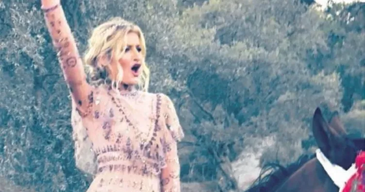 Türk geleneklerini koruyoruz