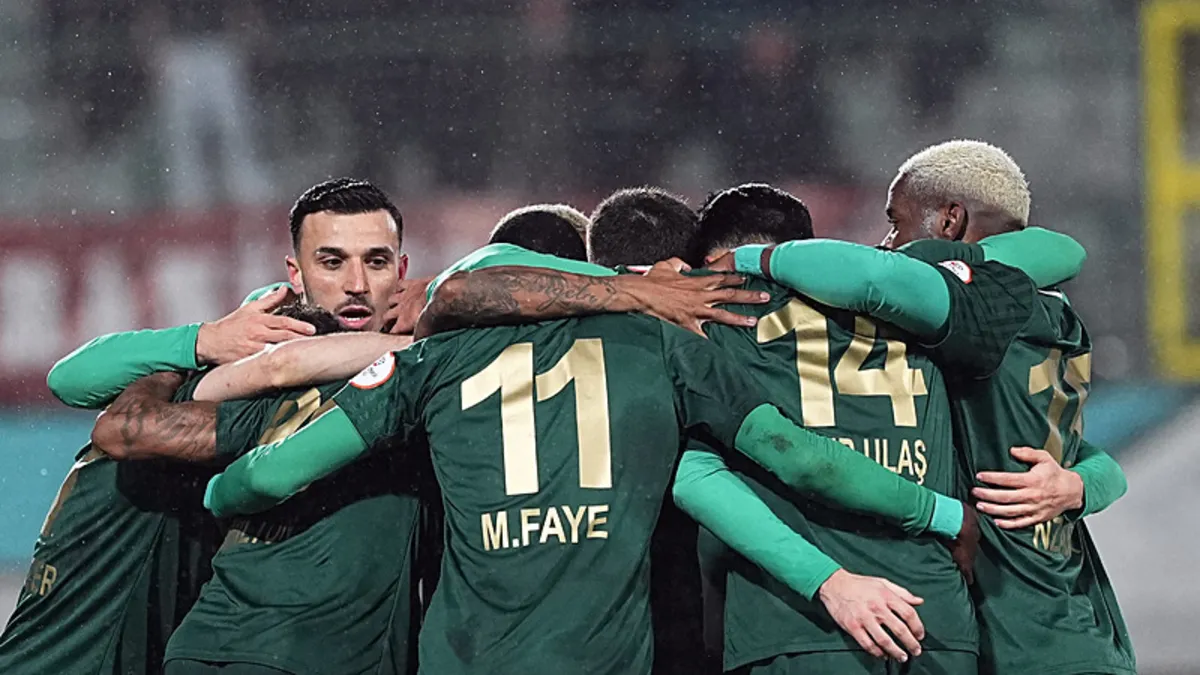 Esenler Erokspor, Ümraniyespor’a takılmadı! – Son Dakika Spor Haberleri Esenler Erokspor, Ümraniyespor’a takılmadı! – Son Dakika Spor Haberleri