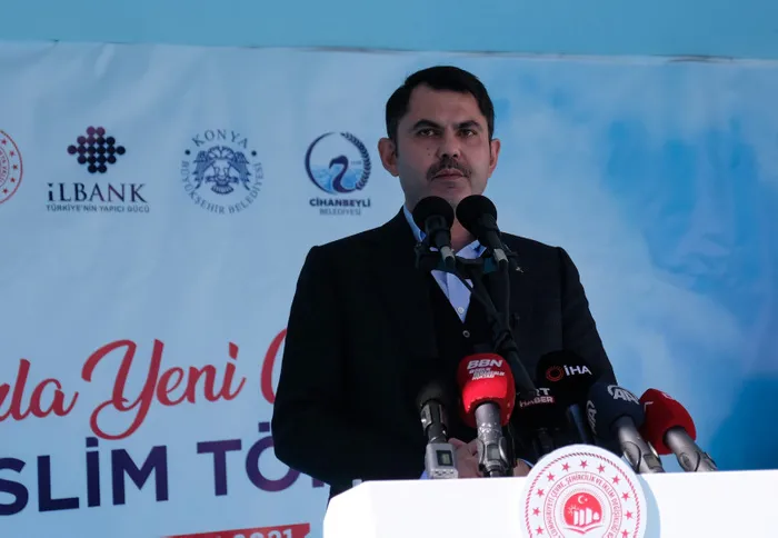 bakan-kurumdan-uydu-kent-projesi-ve-yarisi-bizden-kampanyasi-aciklamasi-istanbulun-silueti-degisecek-1682106660602.jpg Bakan Kurum'dan Uydu Kent Projesi ve Yarısı Bizden Kampanyası açıklaması!