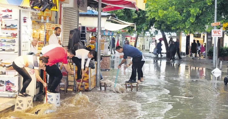Yağmurda gel de çileyi gör