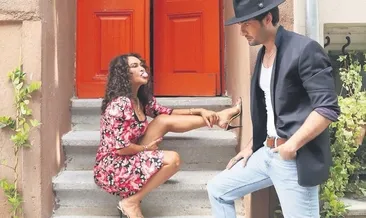 Kendi yönetti kendi oynadı