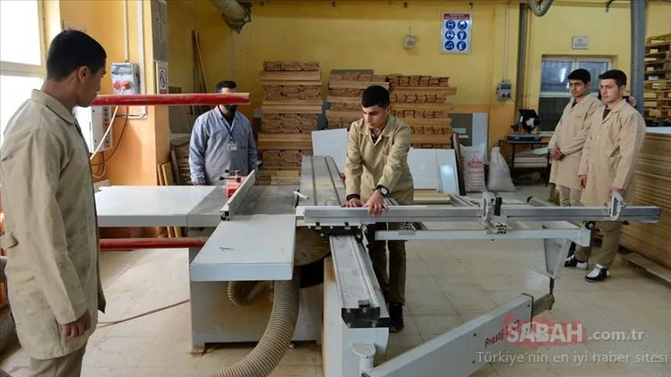 Son dakika haberi: Fabrikalarda okul dönemi başlıyor! Her şehre özel meslek liseleri olacak...