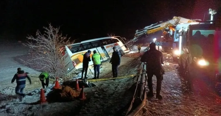 Kayseri’de yolcu otobüsü devrildi: 4 ölü 24 yaralı