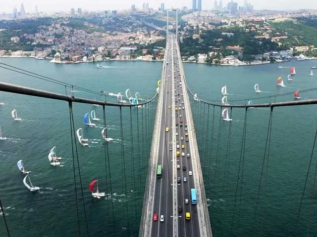 İstanbul’da bu yollar pazar günü trafiğe kapatılacak! 1 Mayıs trafiğe kapatılan yollar ve alternatif güzergahlar