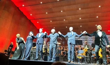 Atatürk Oratoryosu ayakta alkışlandı