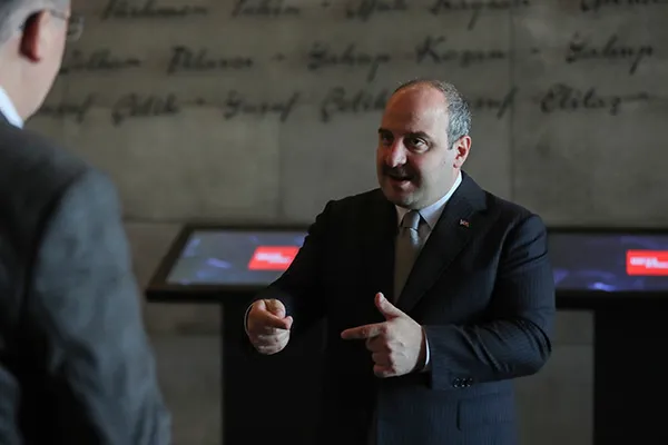 Şehit kardeşi Sanayi ve Teknoloji Bakanı Mustafa Varank ilk kez SABAH’a anlattı: O gece ağabeyim...