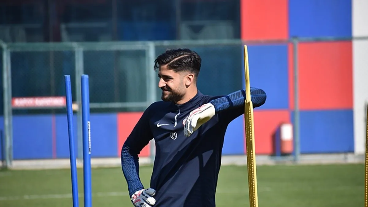 Altınordu, Serhat Öztaşdelen için 1 milyon Euro istiyor Altınordu, Serhat Öztaşdelen için 1 milyon Euro istiyor