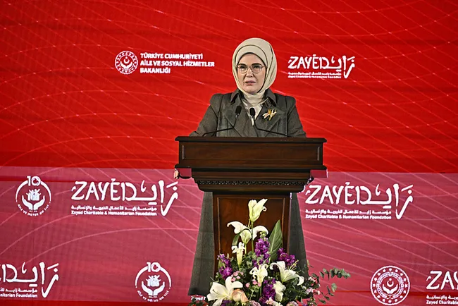 emine-erdogan-seyh-zayed-cocuk-evleri-sitesi-yeni-birimler-acilis-programina-katildi-1769785684151.jpeg Emine Erdoğan Şeyh Zayed Çocuk Evleri Sitesi Yeni Birimler Açılış Programı’na katıldı!