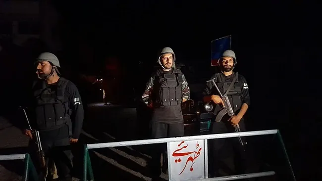 SON DAKİKA | Hindistan Pakistan'a balistik füzelerle saldırdı