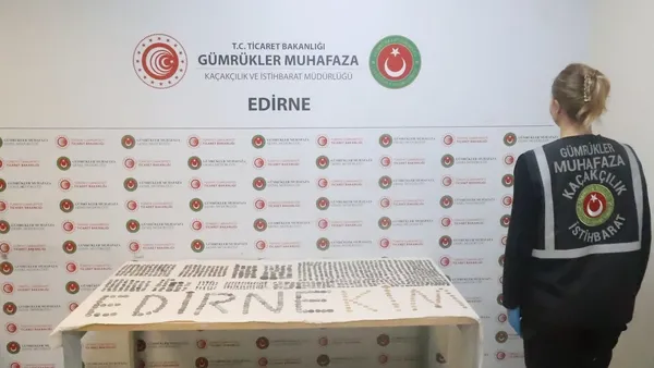gumruk-kapilarinda-tarihi-eser-operasyonu-7-bin-160-kultur-varligi-ele-gecirildi-1792564199011.jpeg