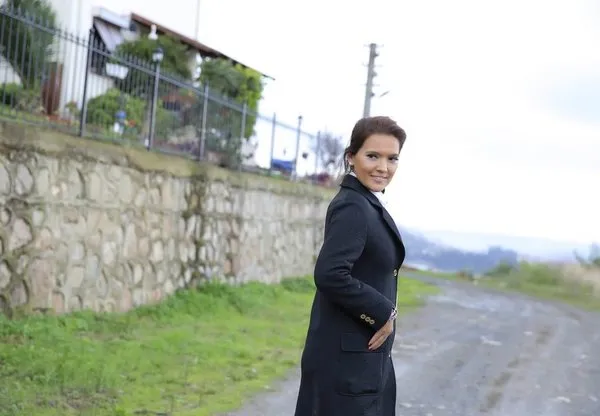 Demet Akalın'dan Aleyna Tilki'ye sert tepki