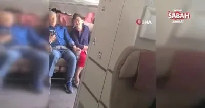 Havada akılalmaz olay! Seyir halindeki yolcu uçağının kapısını açtılar! | Video