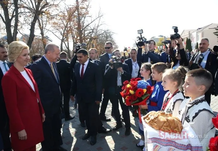 Moldova’da Başkan Erdoğan’a coşkulu karşılama