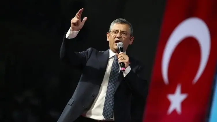 CHP’nin ağa babası, Özgür Özel’in akıl hocası! “İcazet” alamayan birçok ismin üstü çizildi