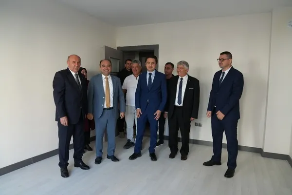 seydikemerde-toki-konutlari-hak-sahiplerine-teslim-edildi-1763369372059.jpg