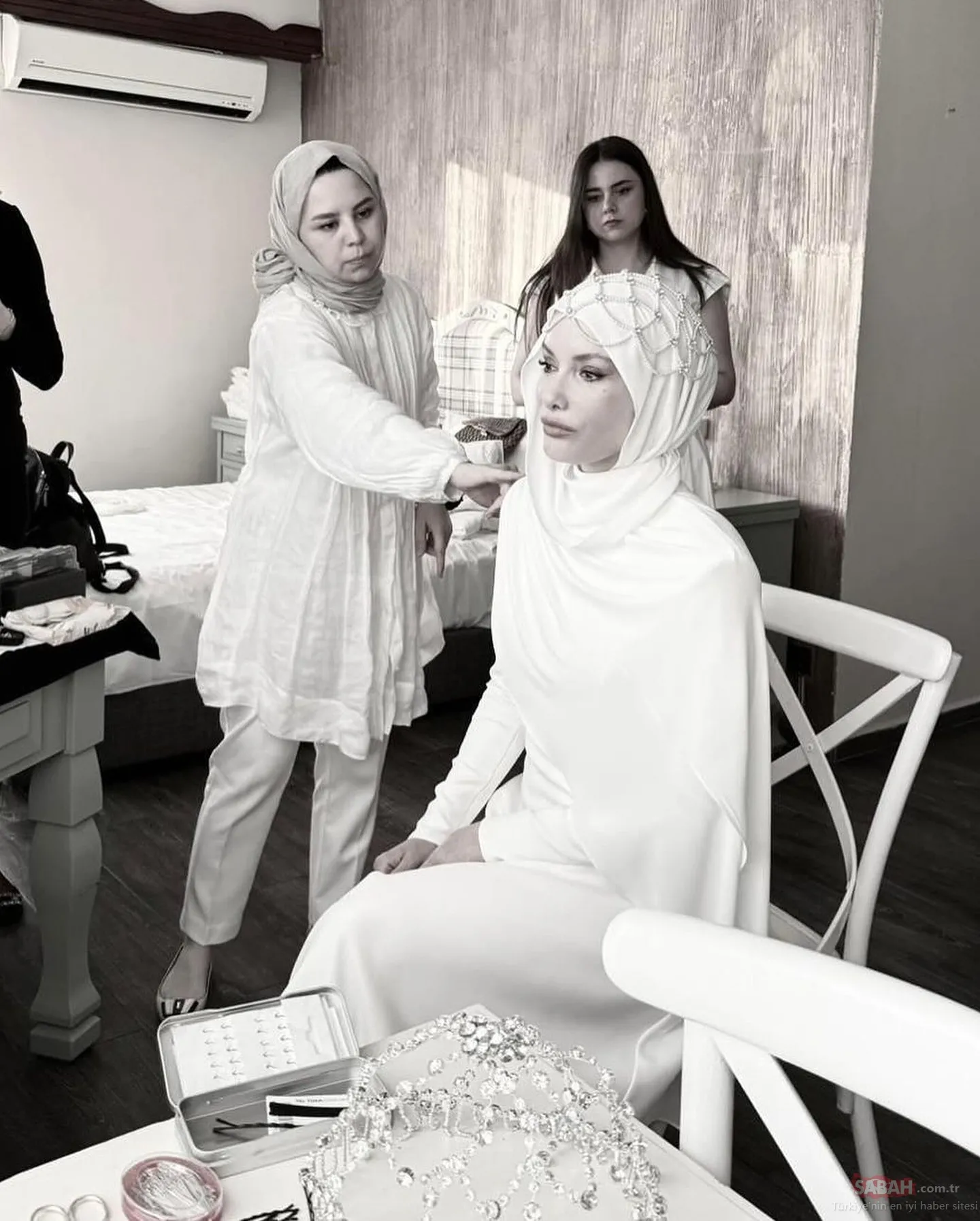 Gamze Özçelik'ten 13 günlük eşi Reshad Strik'a romantik kutlama! Aşk ...