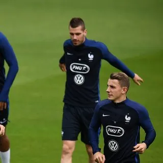 Galatasaray'da son dakika transfer gelişmesi! Cenk Tosun da devreye girdi
