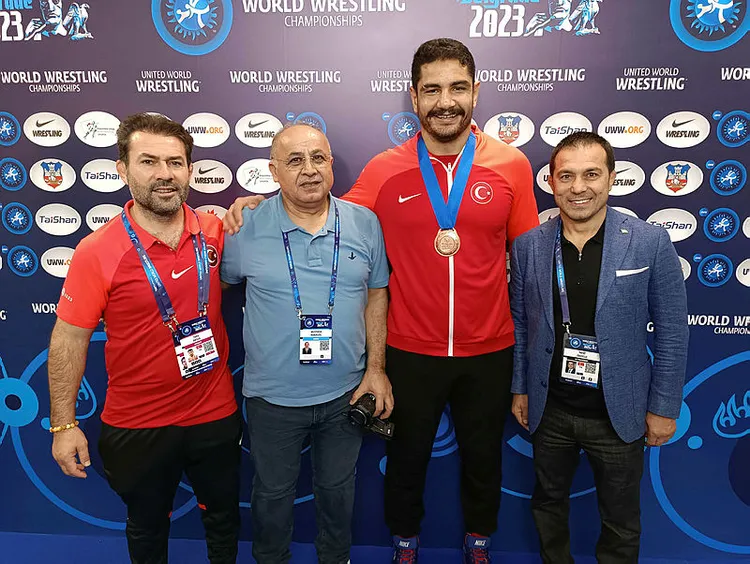 taha-akgul-2024-paris-olimpiyatlarina-cok-iyi-hazirlanacagiz-1695042128117.jpg