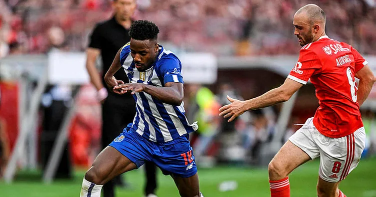 Trabzonspor’a Wilson Manafa önerisi!