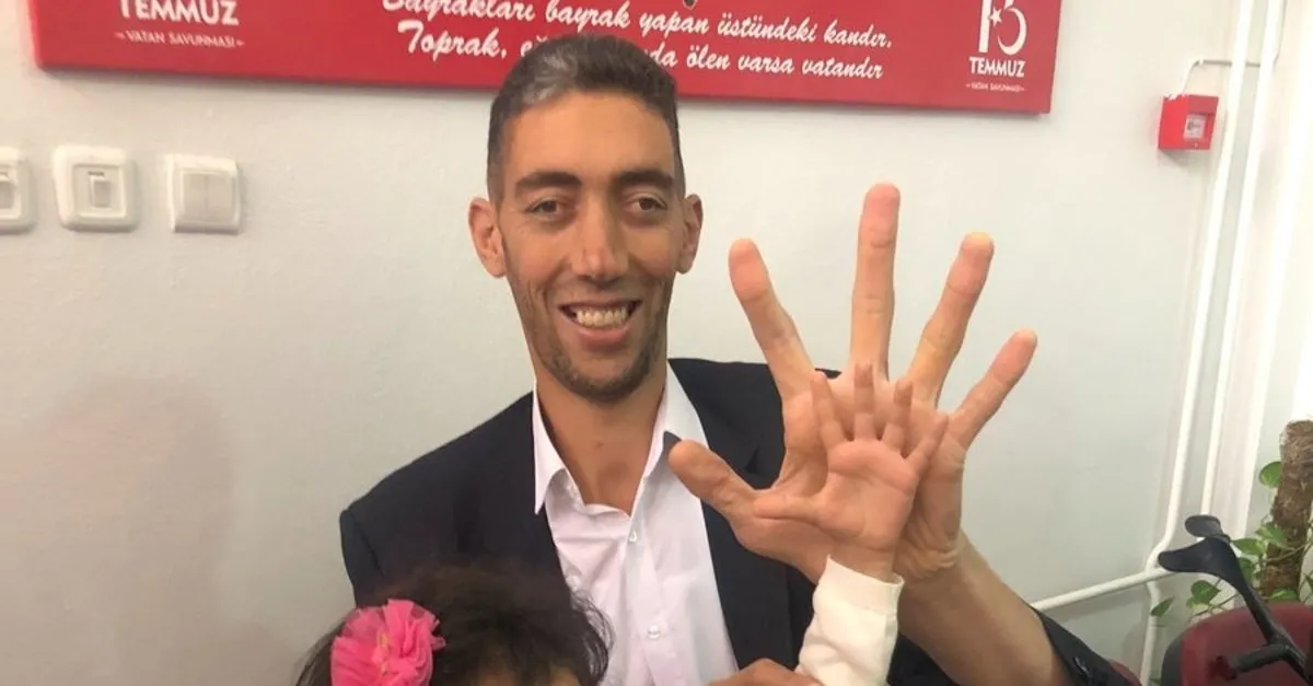 dunyanin en uzun insani da koronaviruse yakalandi son dakika haberler