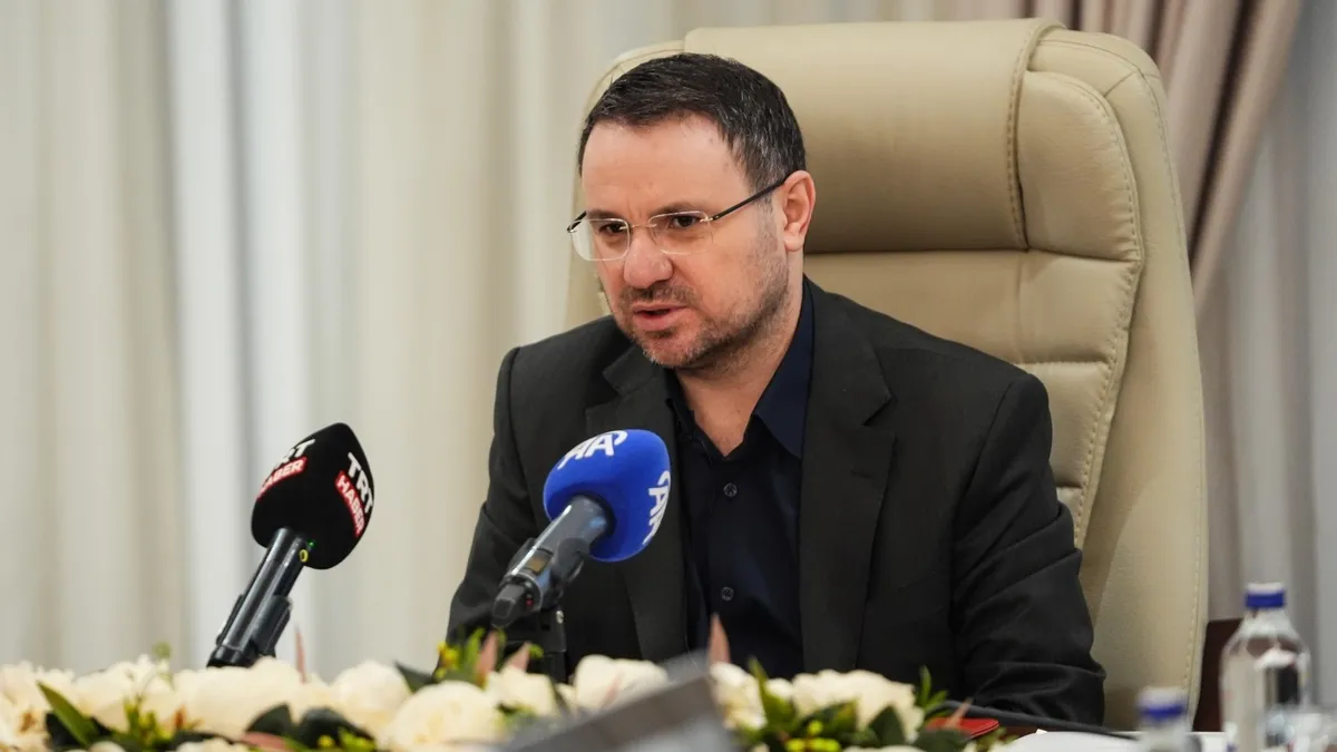 Bakan Gürlek’ten kritik mesaj: Suça sürüklenen çocuklara yönelik yeni düzenleme geliyor Bakan Gürlek’ten kritik mesaj: Suça sürüklenen çocuklara yönelik yeni düzenleme geliyor