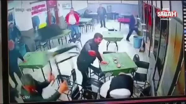 HDP’liler kahvehanedekilere saldırdı! O anlar kamerada | Video