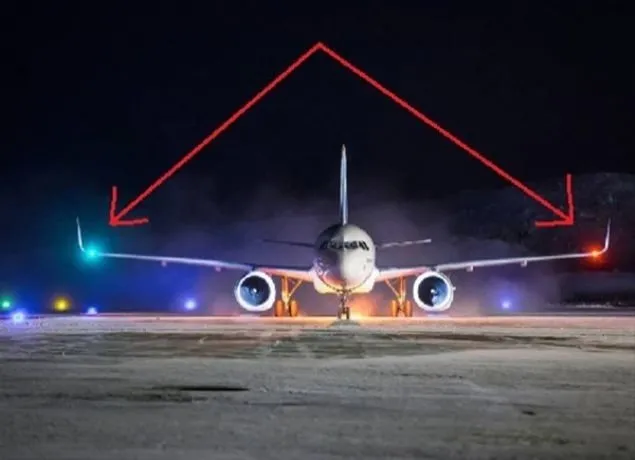 Bu bilgileri ilk kez duyacaksınız! Uçaklardaki o ışıklar...