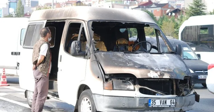 Son dakika: İstanbul’da korku dolu anlar! Minibüs alev alev yandı...