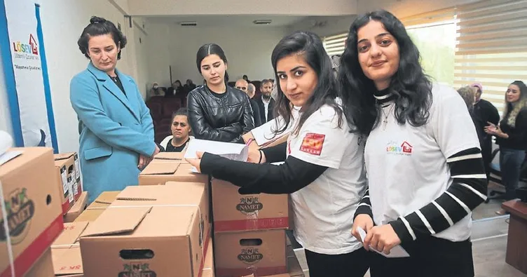 Hastalara can oluyorlar