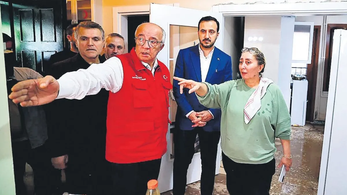 İBB’deki soruşturmalar siyasal zemini kirletti