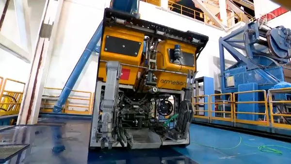 Yerli denizaltı robotu Kaşif sondaj gemilerinin denizdeki gözü olacak | Video