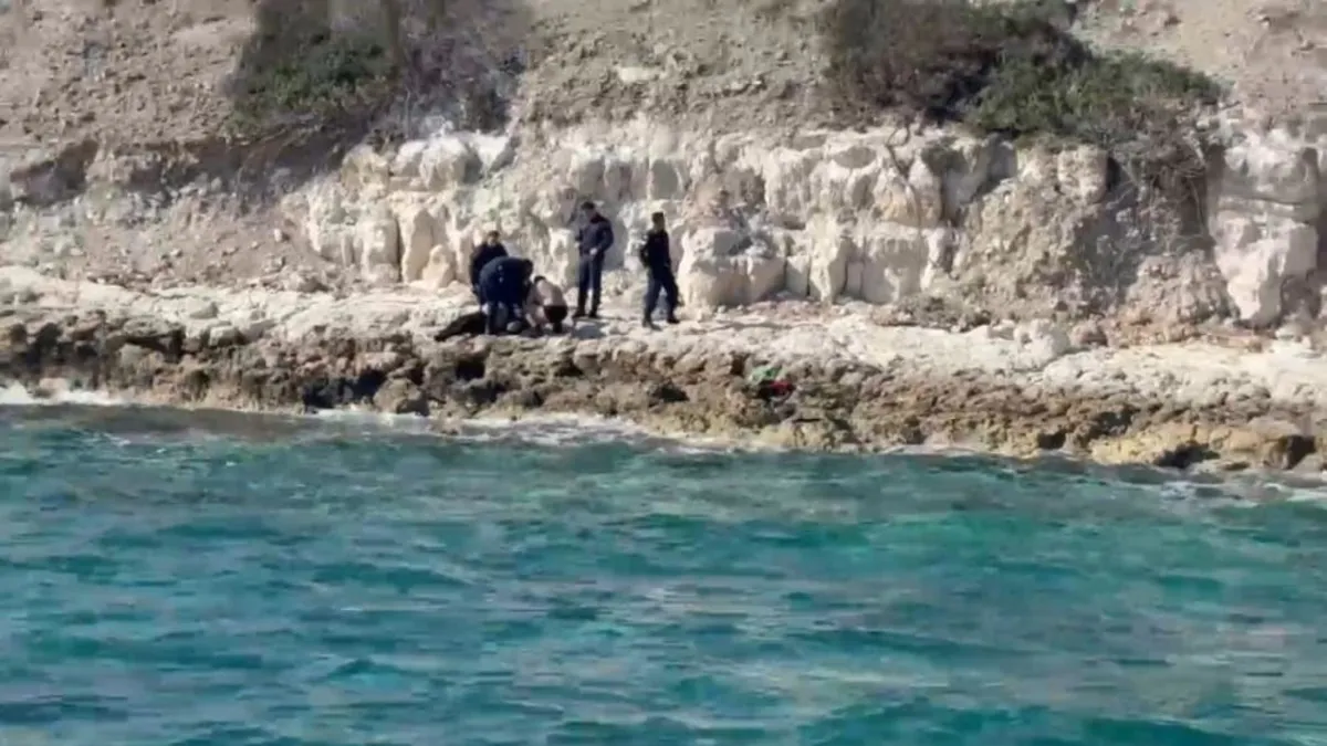 İzmir Çeşme’de acı olay: Oltasını kurtarmak isterken… İzmir Çeşme’de acı olay: Oltasını kurtarmak isterken…