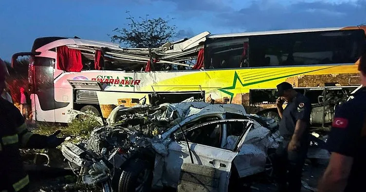 Mersin’de katliam gibi kaza: 10 kişi hayatını kaybetti, 39 kişi yaralandı