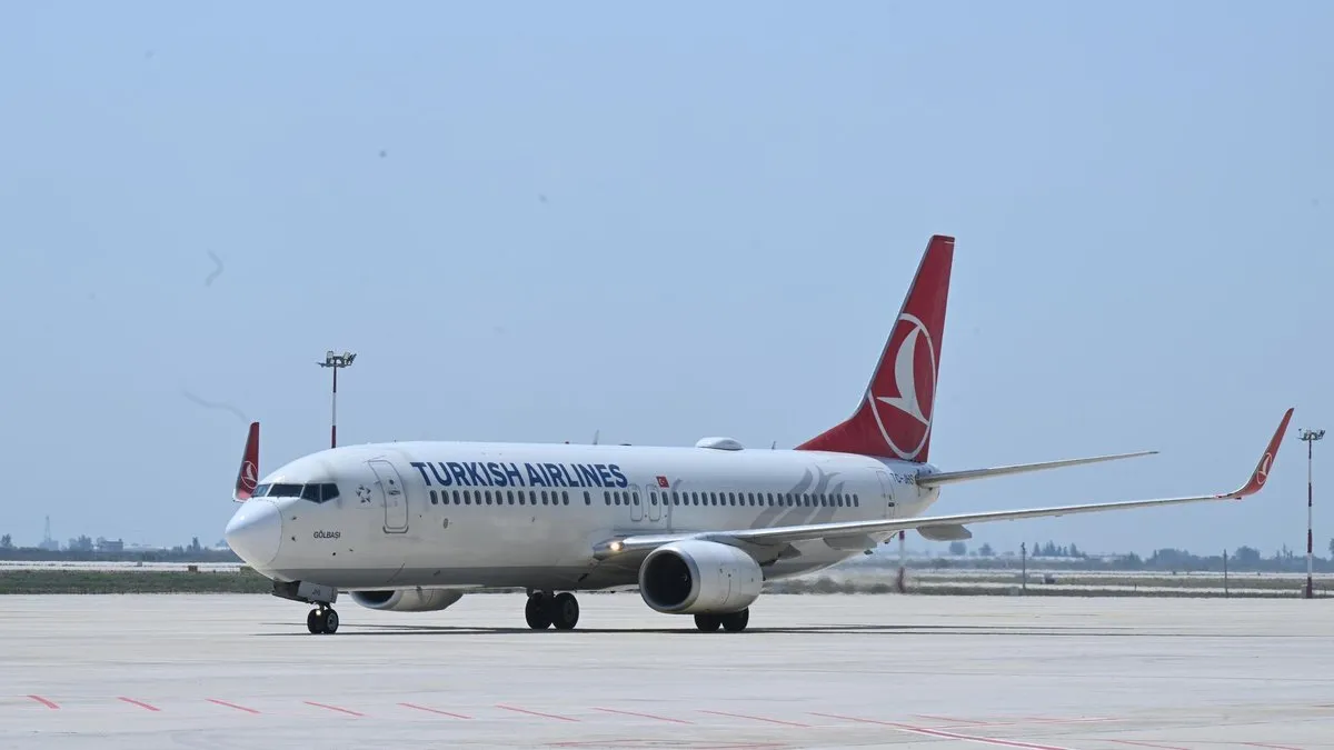 Bakan Uraloğlu açıkladı! Çukurova Uluslararası Havalimanı 24 saatte 11 bin 108 yolcuya hizmet verdi