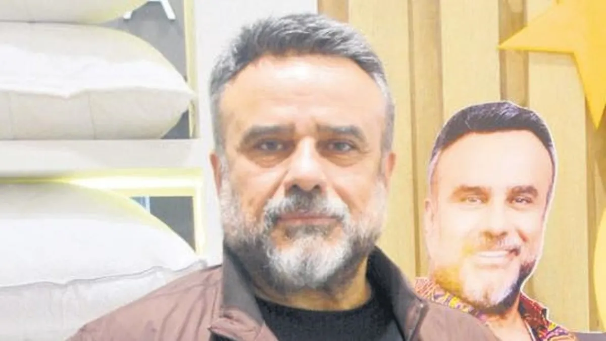 İstiklal Marşı birinci benim şarkım ikinci İstiklal Marşı birinci benim şarkım ikinci