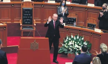 Zehirli yılan FETÖ’den kurtulmalısınız