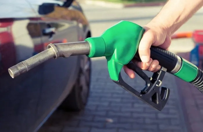 son-dakika-haberi-motorin-fiyatlari-icin-indirim-geliyor-brent-petrol-psikojik-sinirin-altinda-1649660178078.jpg
