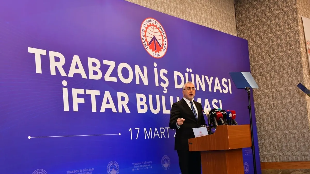 Bakan Işıkhan: Türkiye zorluklara tağmen büyümeye devam ediyor Bakan Işıkhan: Türkiye zorluklara tağmen büyümeye devam ediyor